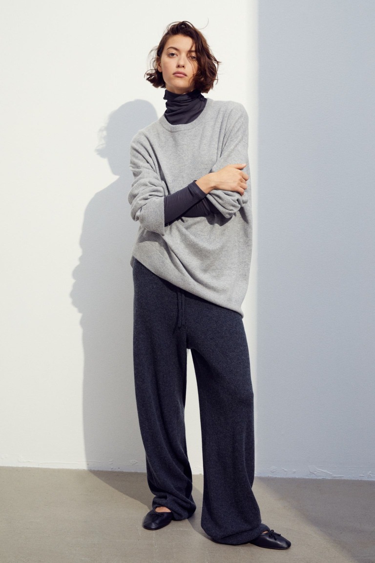 цена Кашемировый свитер больших размеров H&M, светло-серый
