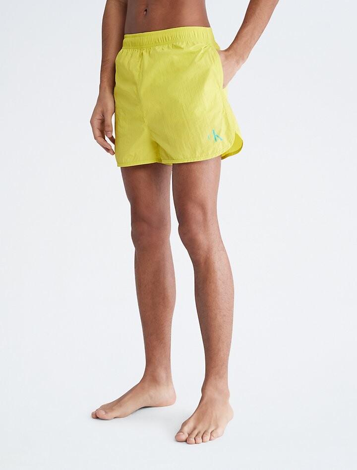 

Шорты Calvin Klein Pride Nylon, желтый