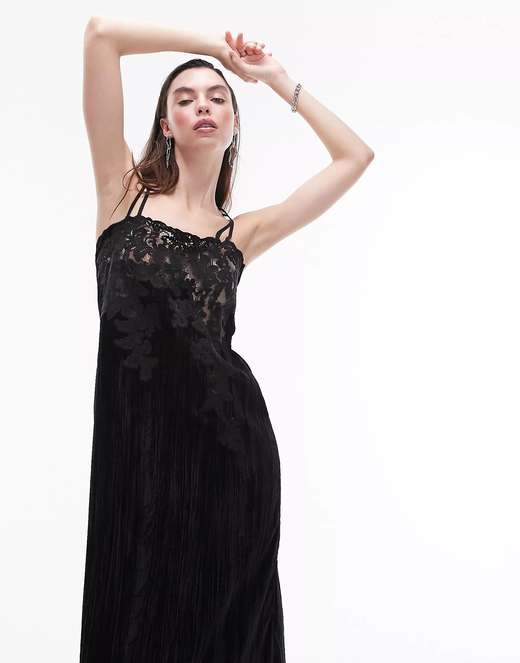 Платье Topshop Velvet And Lace Midi Slip, черный платье комбинация из бархата chontell бежевый
