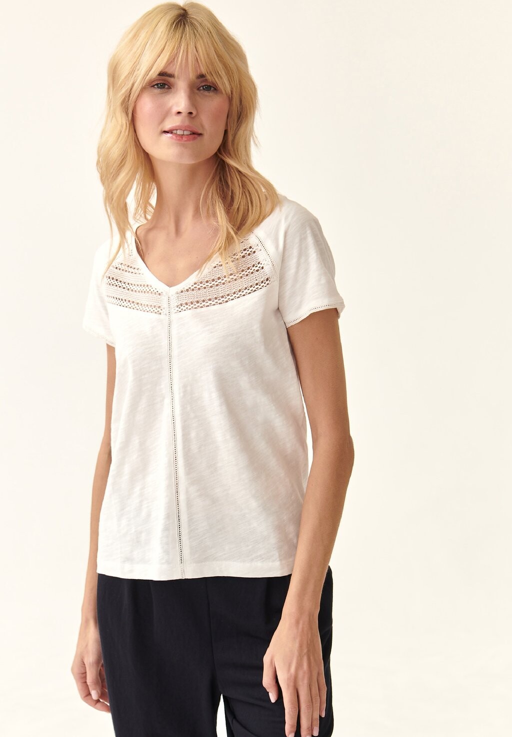 

Футболка базовая AGDA TATUUM, цвет off white