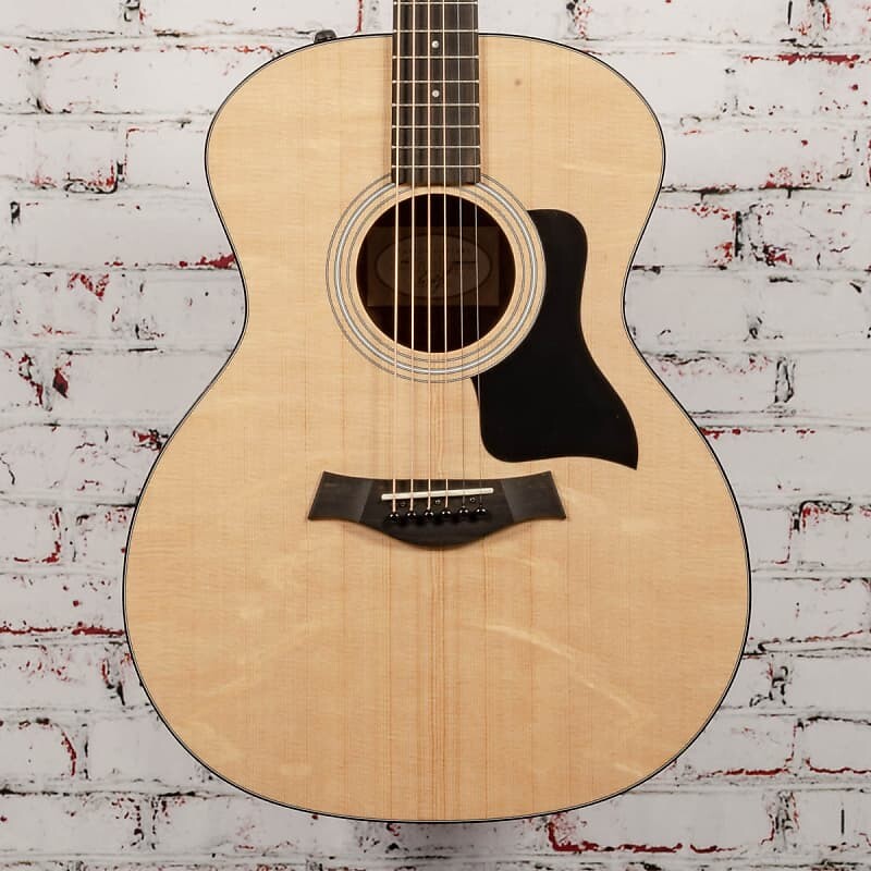 

Акустическая/электрическая гитара Taylor 114e Grand Auditorium Taylor 114e Grand Auditorium /Electric Guitar