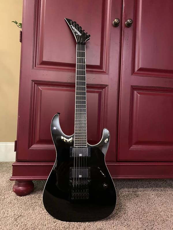 

Джексон Мик Томсон Pro SL-2 солист Jackson Mick Thomson Pro SL-2 Soloist