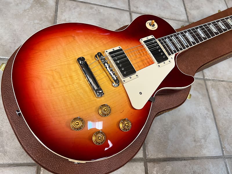 электрогитара epiphone les paul studio lt heritage cherry sunburst 2023 Gibson Les Paul Standard 50s Figured Top Heritage Cherry Sunburst