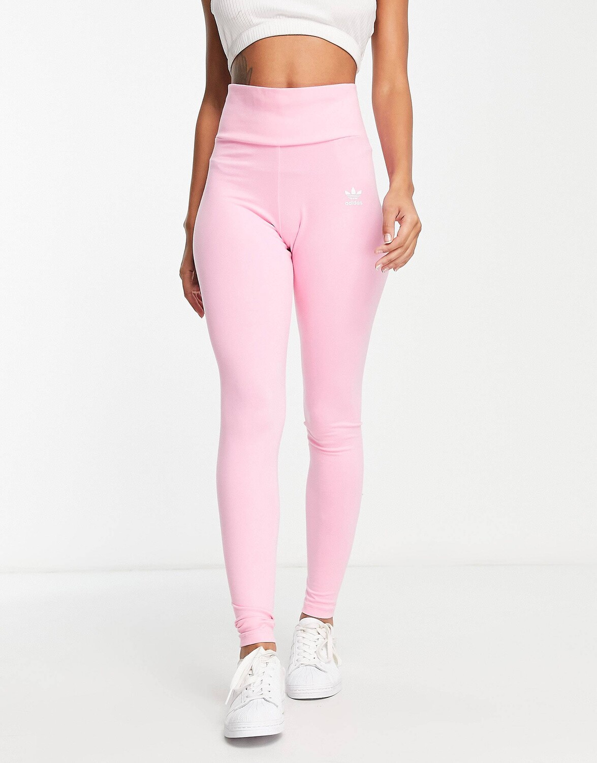 

Розовые леггинсы adidas Originals Essentials Essentials