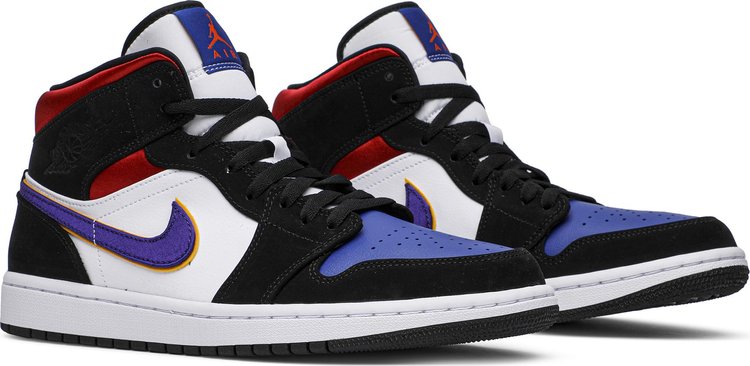 Aj 1 store low rivals