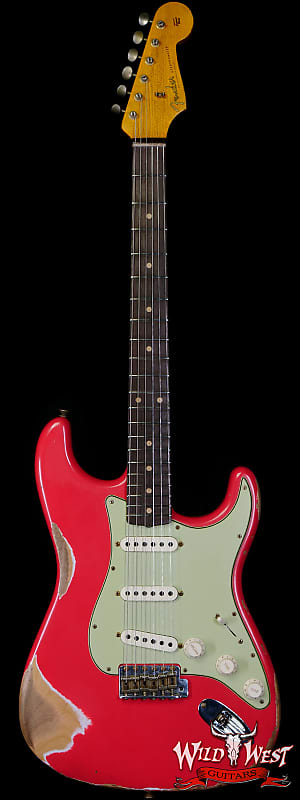 электрогитара fender custom shop levi perry masterbuilt 1962 stratocaster brazilian rosewood board heavy relic fiesta red with gold hardware Fender Custom Shop 1962 Stratocaster с ручным заводом звукосниматели AAA Dark Rosewood Slab Board Heavy Relic Fiesta Red 1962 Stratocaster Hand-Wound Pickups AAA Dark Rosewood Slab Board Heavy Relic Fiesta Red