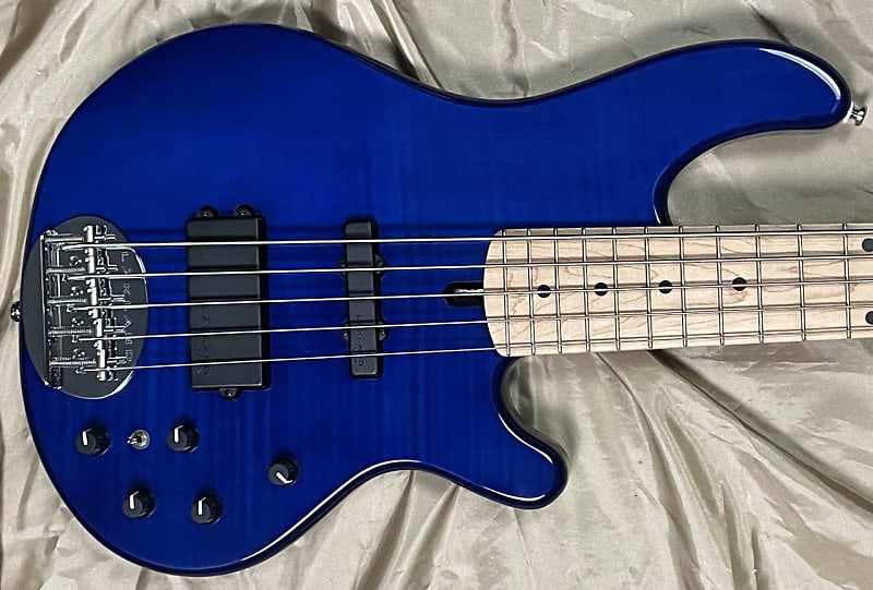 Басс гитара Lakland Skyline 55-02 Deluxe, Trans Blue w/ Maple
