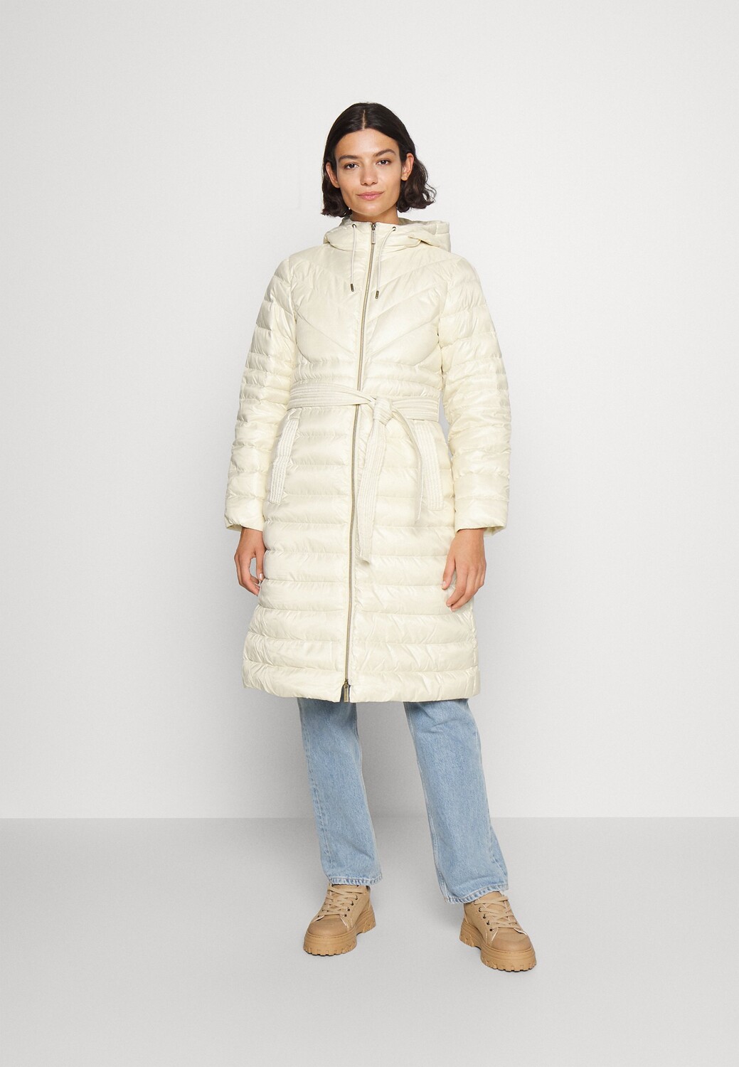 

Пуховик Michael Michael Kors, кремовый