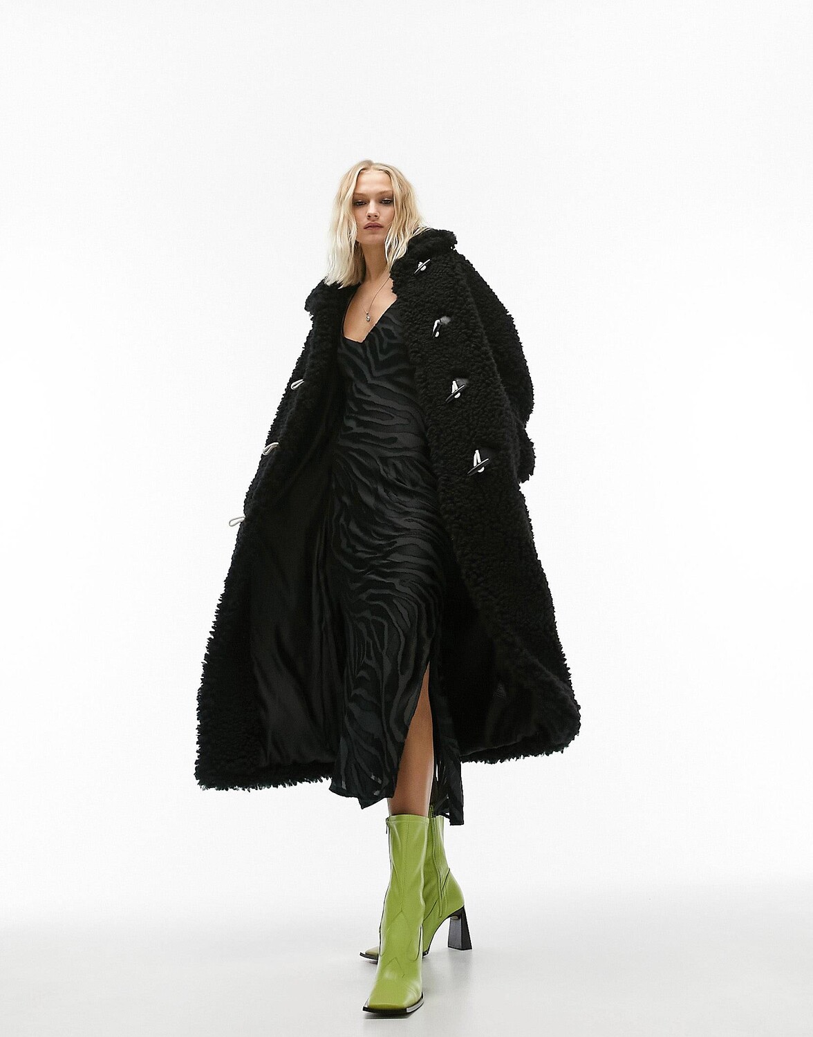 

Черное удлиненное пальто Topshop, Черный