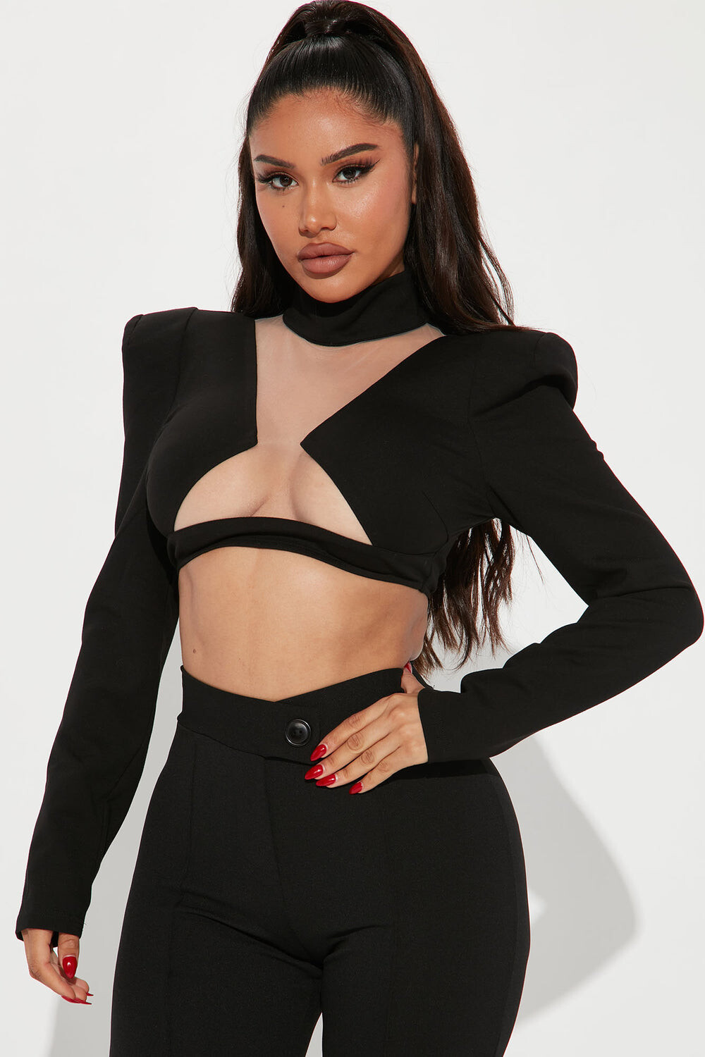 

Топ Fashion Nova 74946F, черный