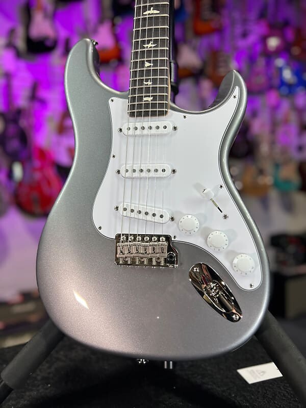 

Электрогитара PRS Silver Sky - Вольфрам с накладкой из палисандра *БЕСПЛАТНЫЙ PLEK ПРИ ПОКУПКЕ* 095