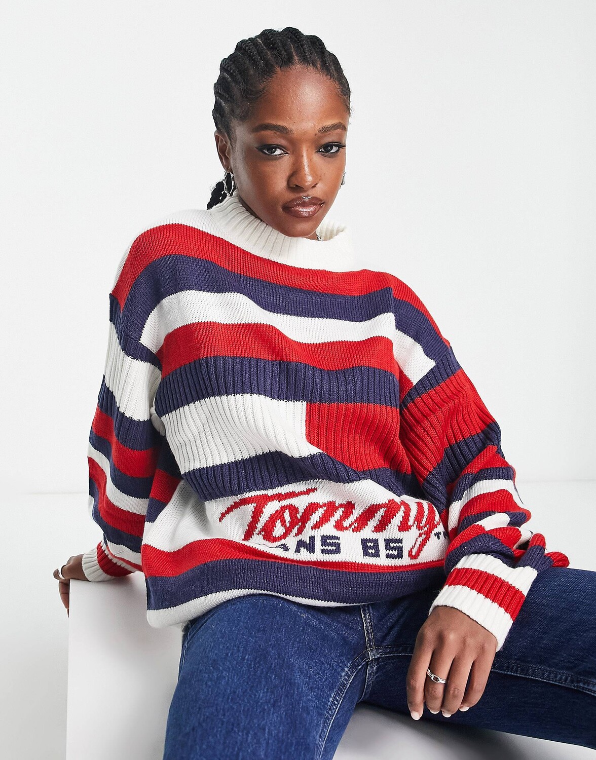 

Разноцветный джемпер с полосками и логотипом Tommy Jeans