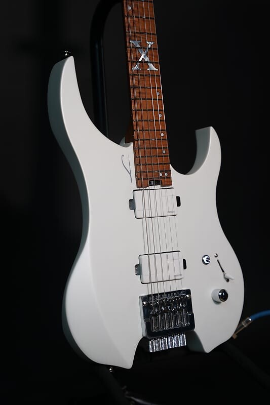 

Легатор G6XA, ограниченная серия Legator G6XA Limited Edition