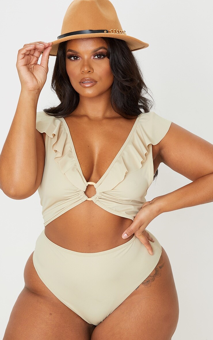 

PrettyLittleThing Купальник Plus с каменной оборкой по краю и кольцом