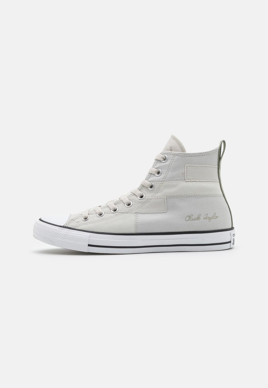 

Высокие кроссовки Converse