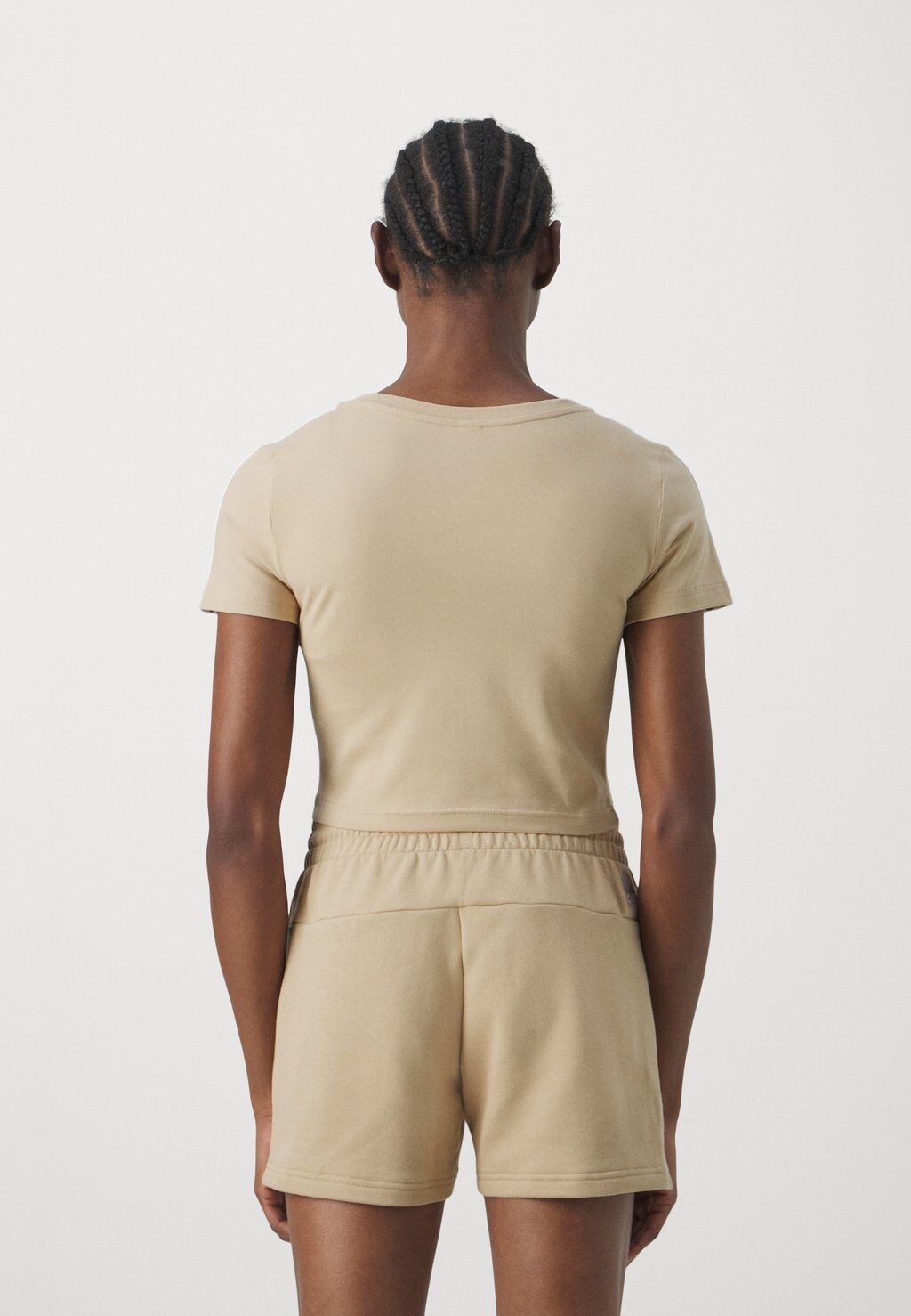 

Футболка с принтом Essentials Stripes adidas Sportswear, бежевый