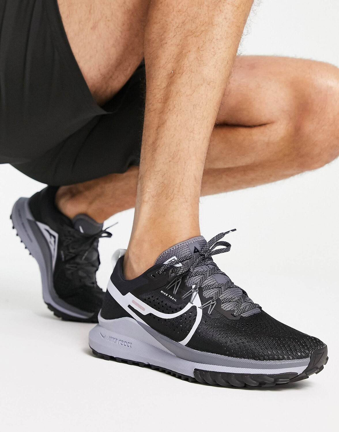 

Черно-белые кроссовки Nike Running Trail Pegasus 4, Черный