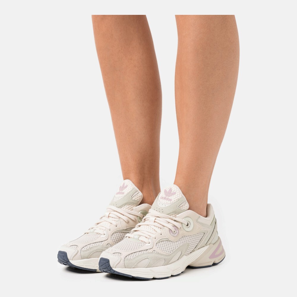 

Кроссовки Adidas Originals Astir, white/clear brown/halo green