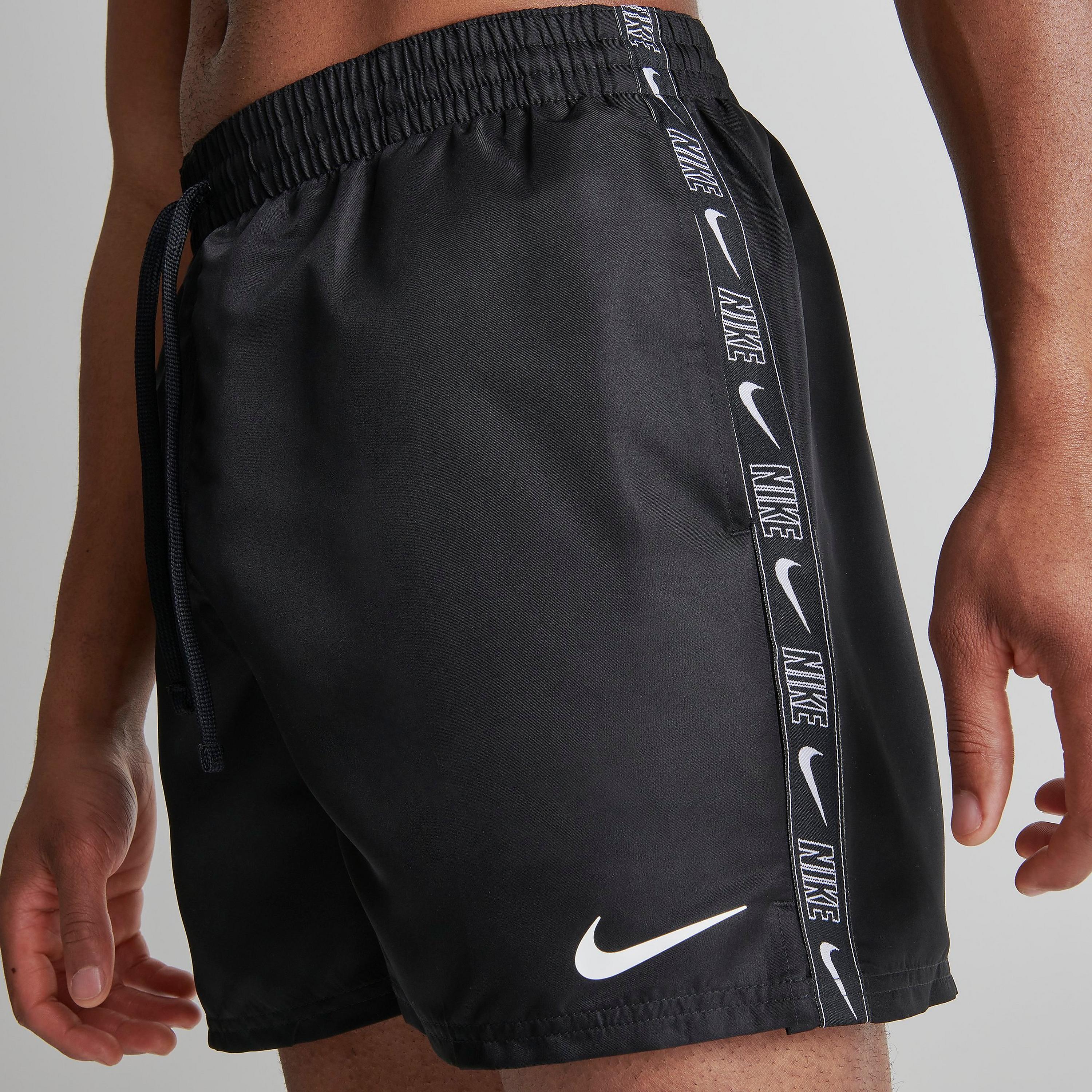 Мужские плавательные шорты Nike Volley 5 дюймов с тесьмой и логотипом, черный – заказать из-за рубежа в «CDEK.Shopping»