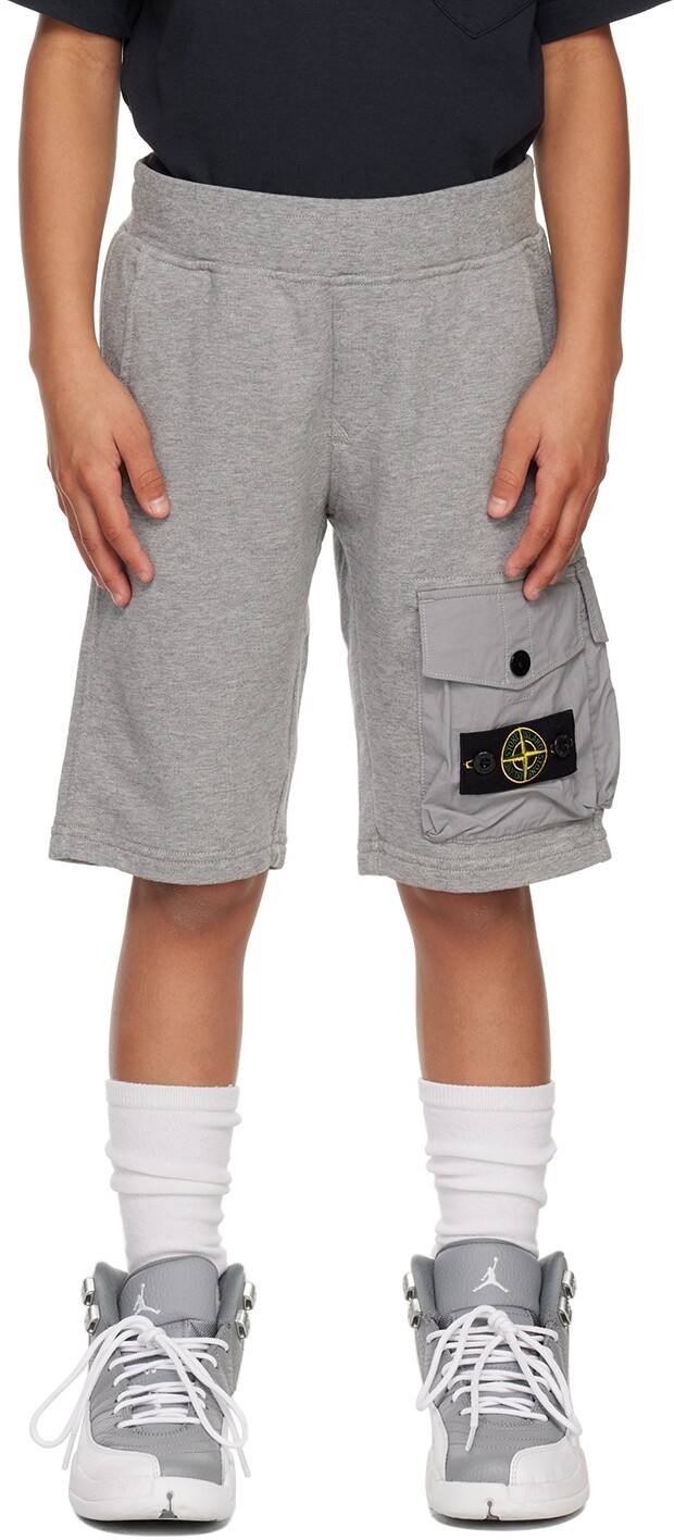 

Детские серые шорты карго Stone Island Junior
