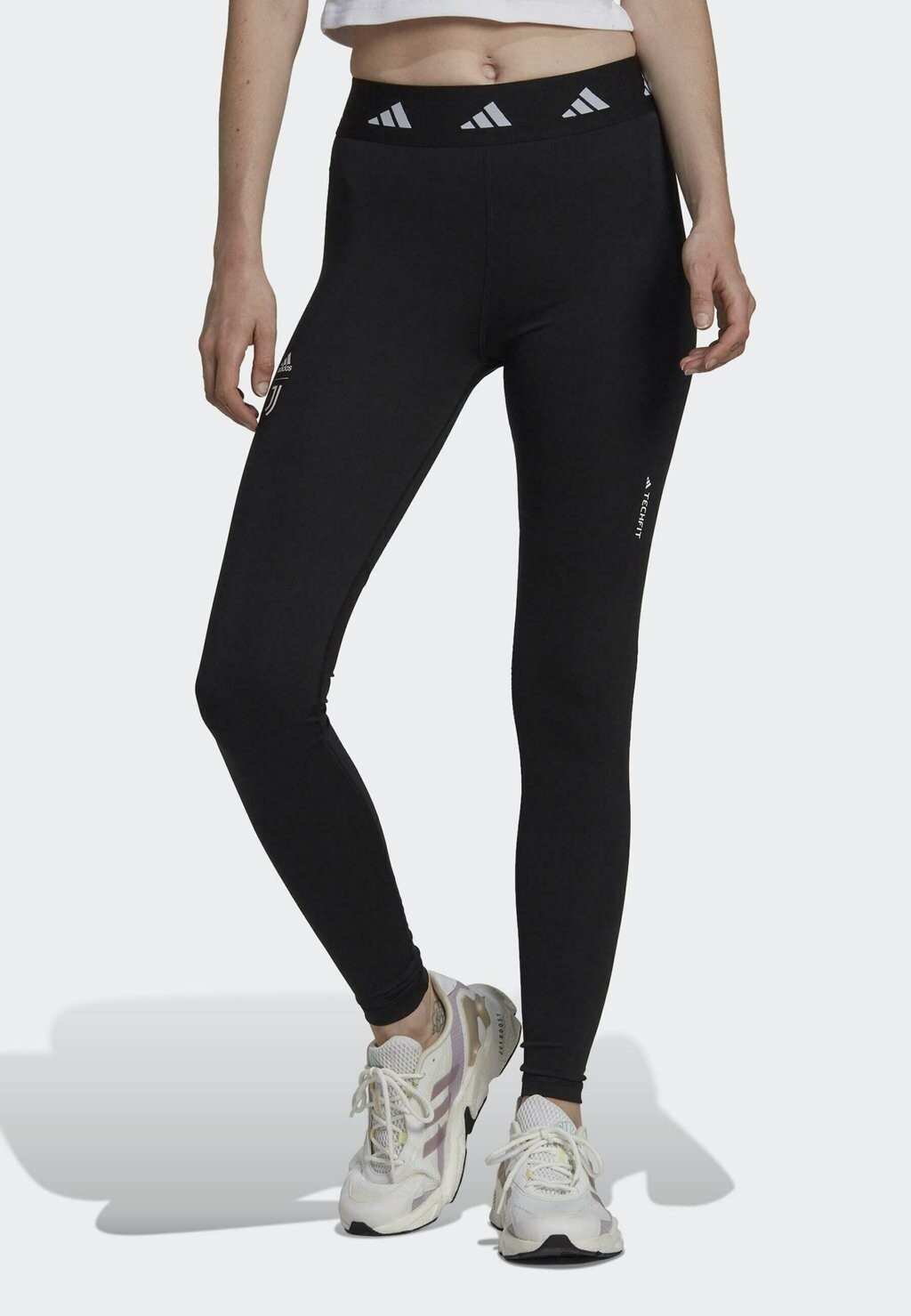 

Тайтсы Adidas, черный
