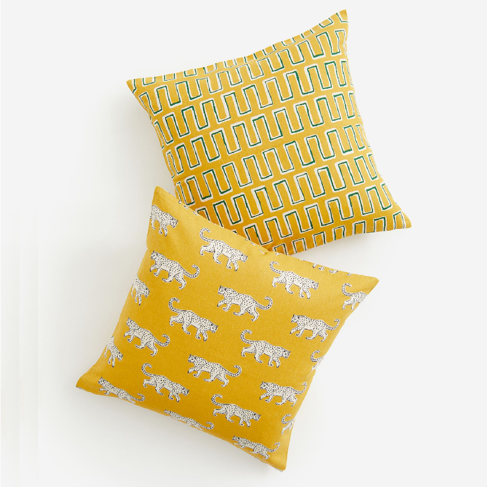 цена Комплект декоративных наволочек H&M Home Cotton Leopards, 2 предмета, желтый