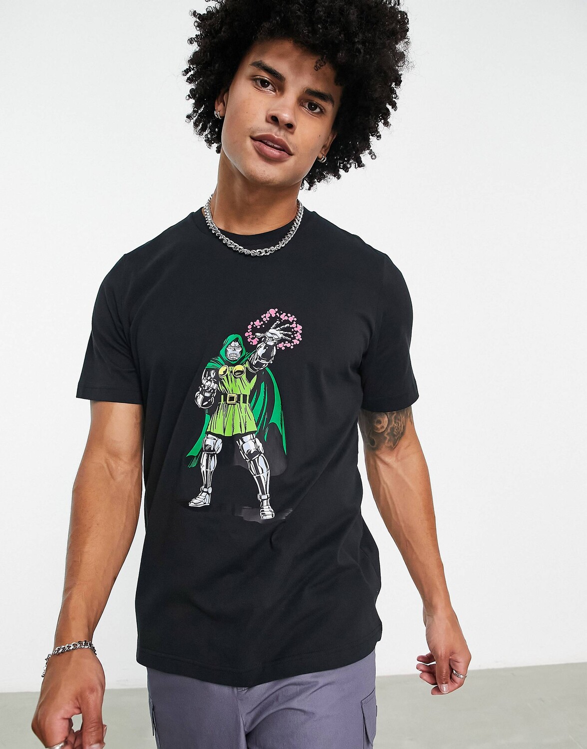 

Черная футболка с рисунком adidas Originals x Disney