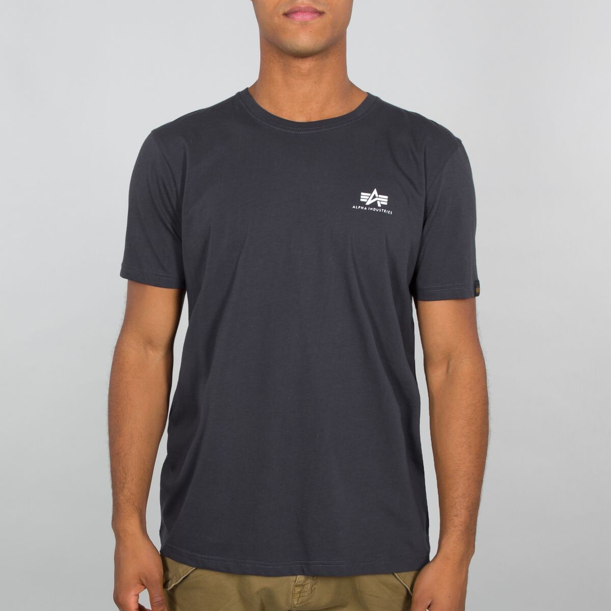 

Футболка Alpha Industries Basic T Small Logo, серый
