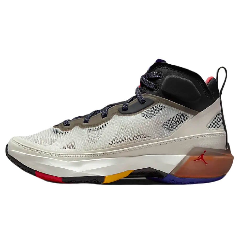 Кроссовки Nike Air Jordan XXXVII, белый/фиолетовый