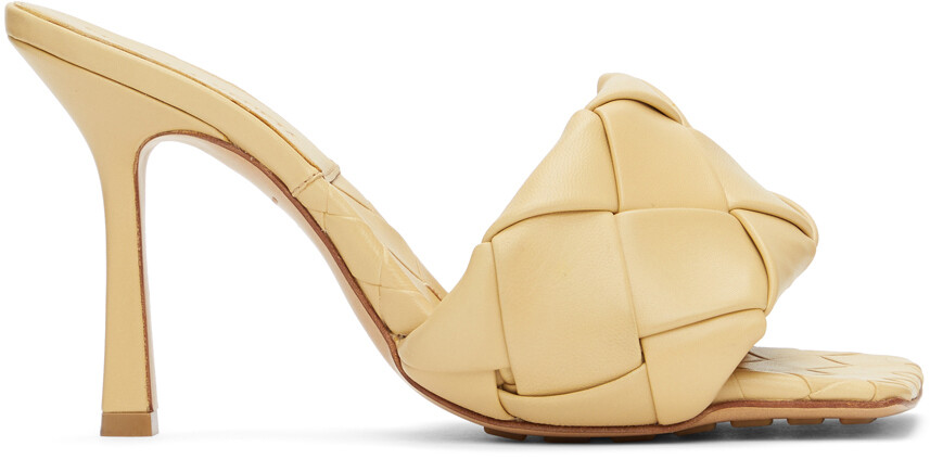

Бежевые босоножки на каблуке Intrecciato The Lido Bottega Veneta