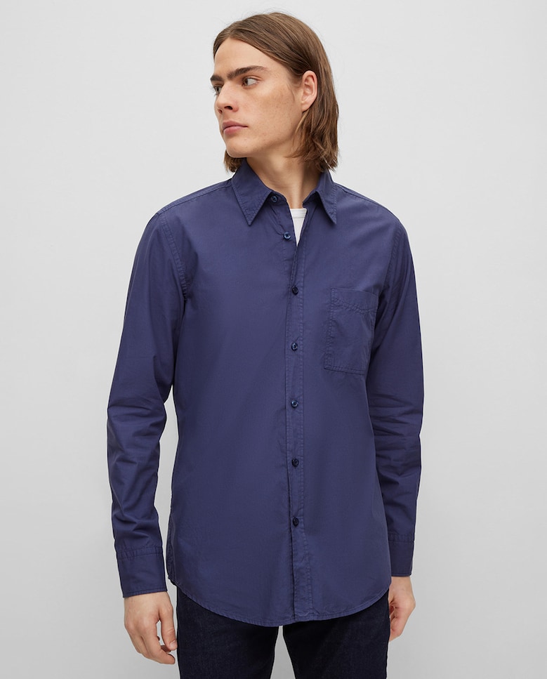 цена Рубашка из поплина обычного кроя из органического хлопка Boss, темно-синий