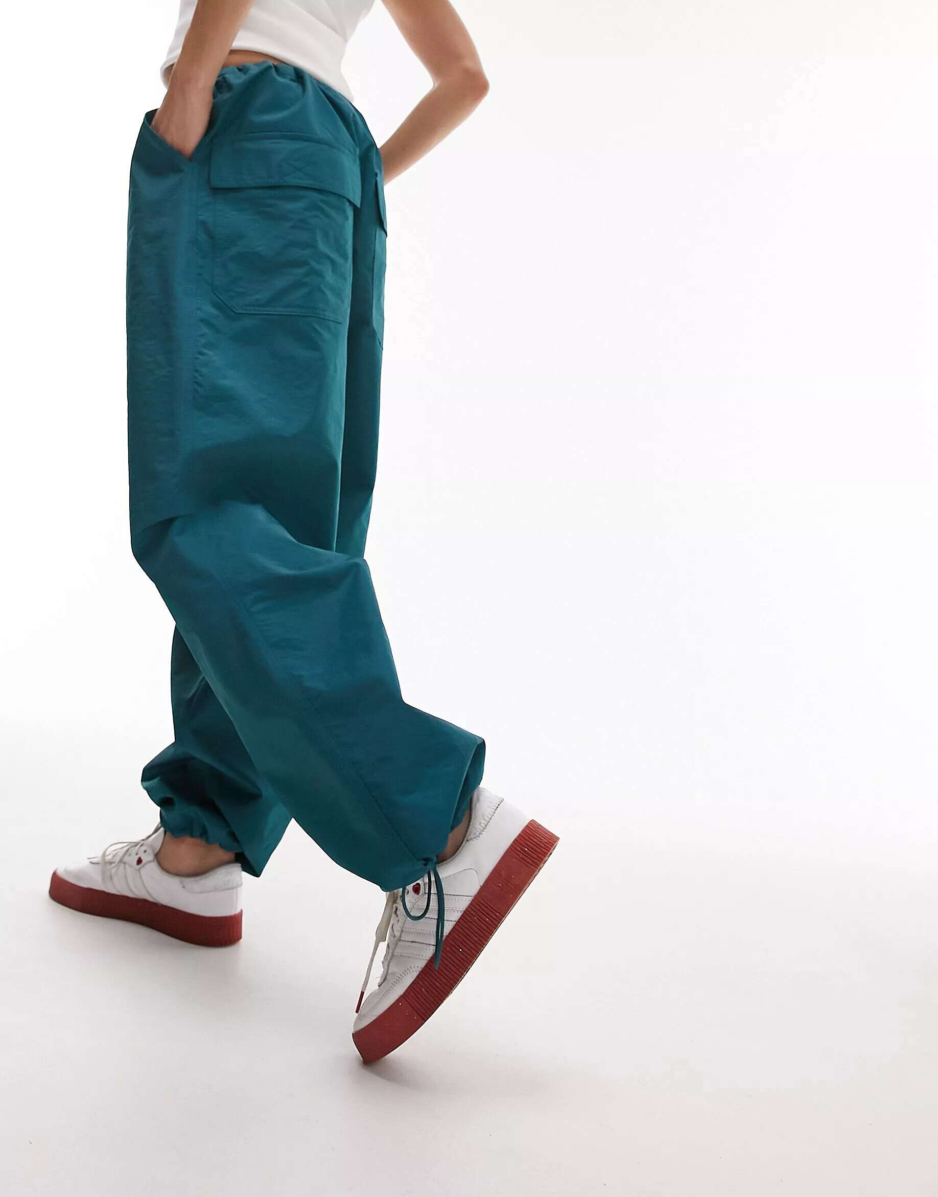 Бирюзовые брюки карго из нейлона с воздушным шаром Topshop