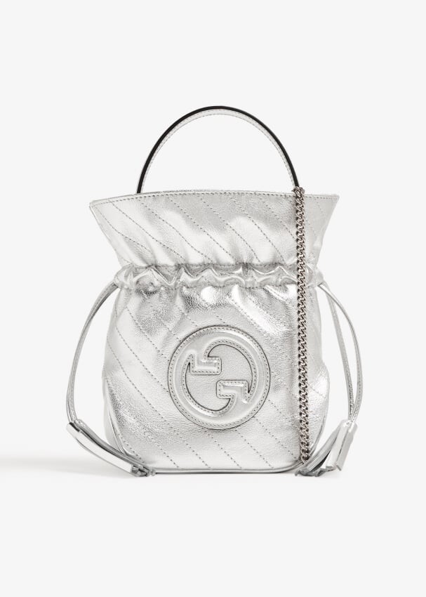 

Сумка Gucci Blondie Mini Bucket, серебряный