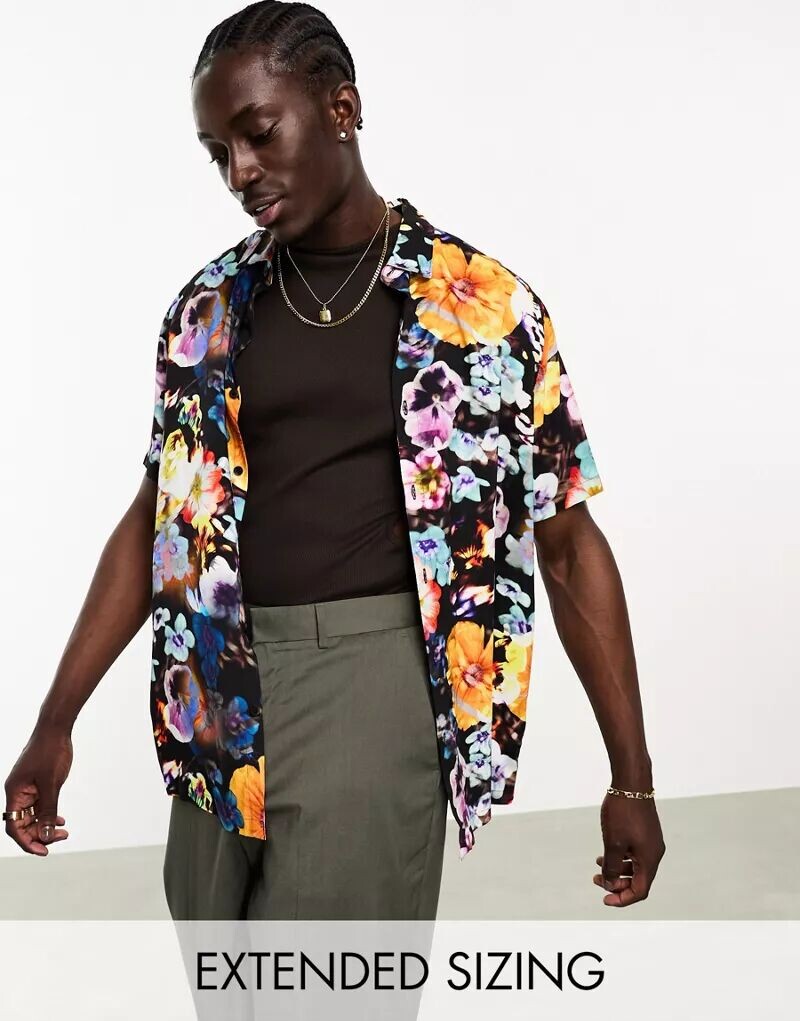 

Рубашка свободного кроя с ярким цветочным принтом ASOS