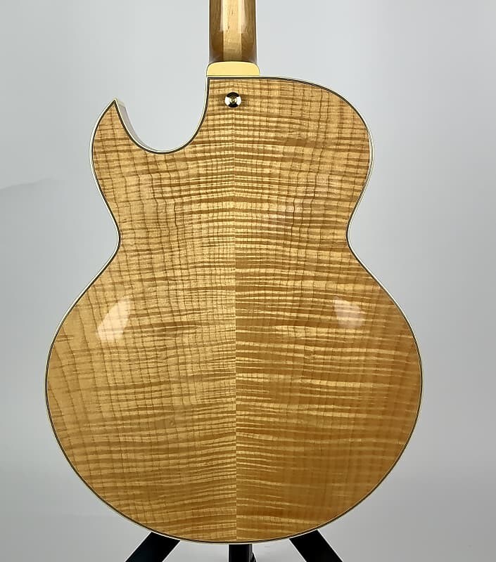 

Электрогитара Ibanez George Benson Signature LGB30NT - Natural