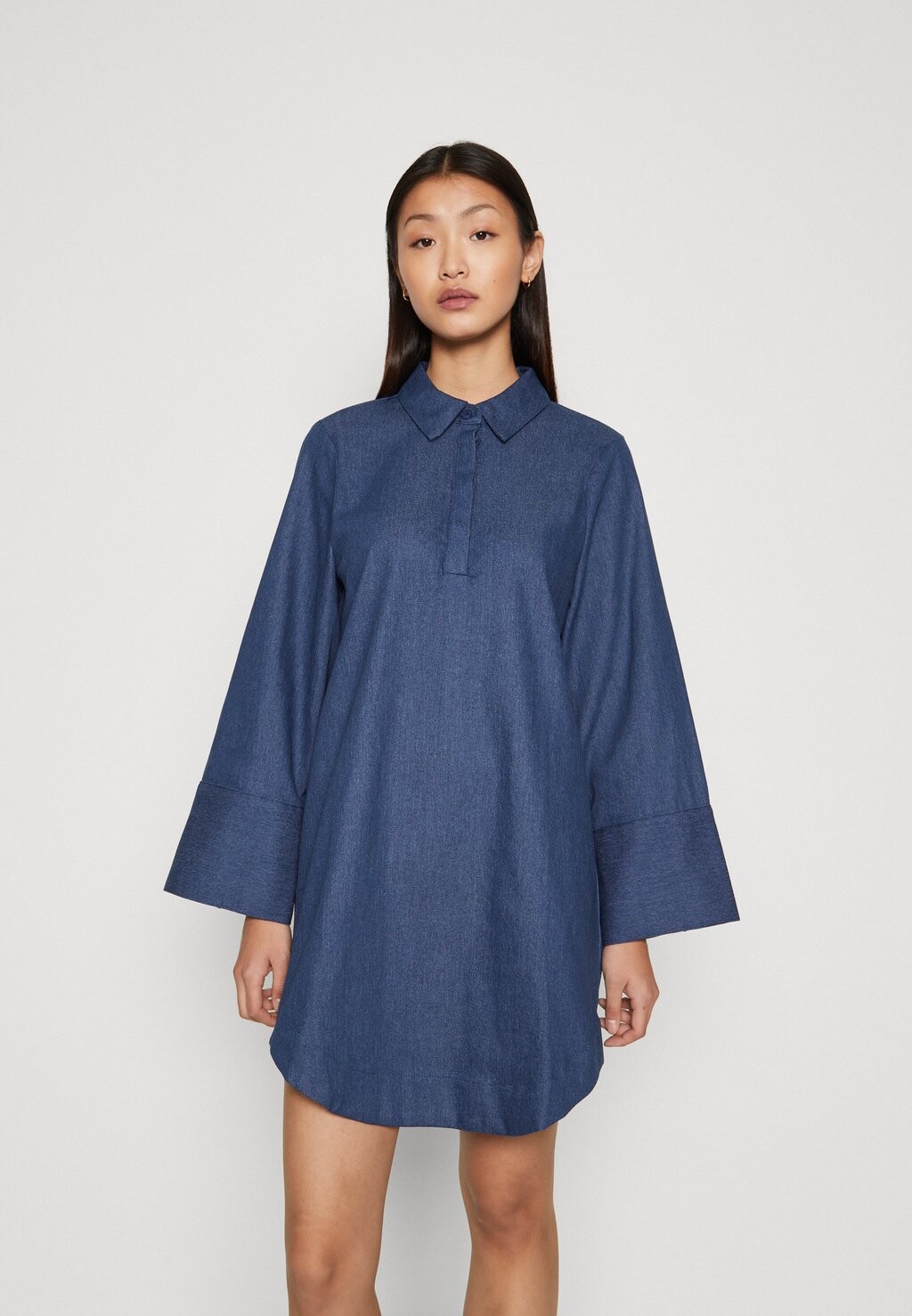 

Джинсовое платье Pcoleo Short Dress Pieces, цвет medium blue denim
