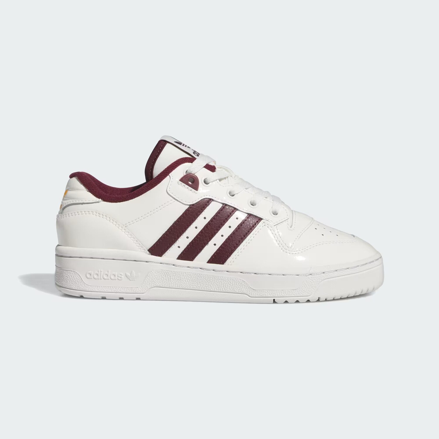 

Полуботинки соперничества Adidas, цвет Cloud White/Maroon/Crystal White