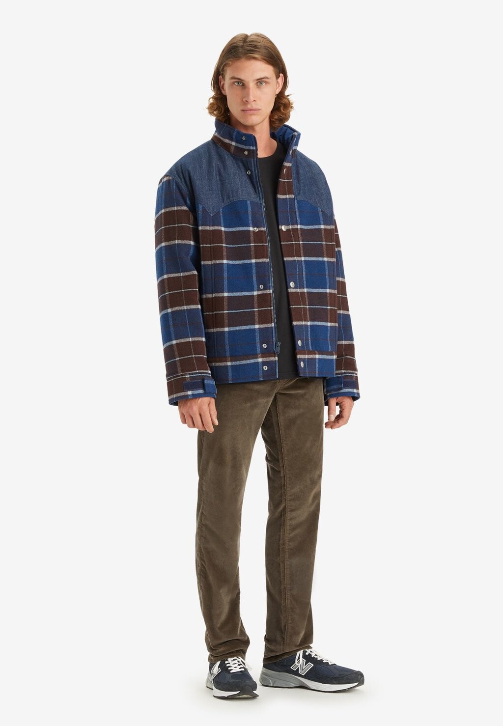 

Брюки из ткани Levi's, коричневый