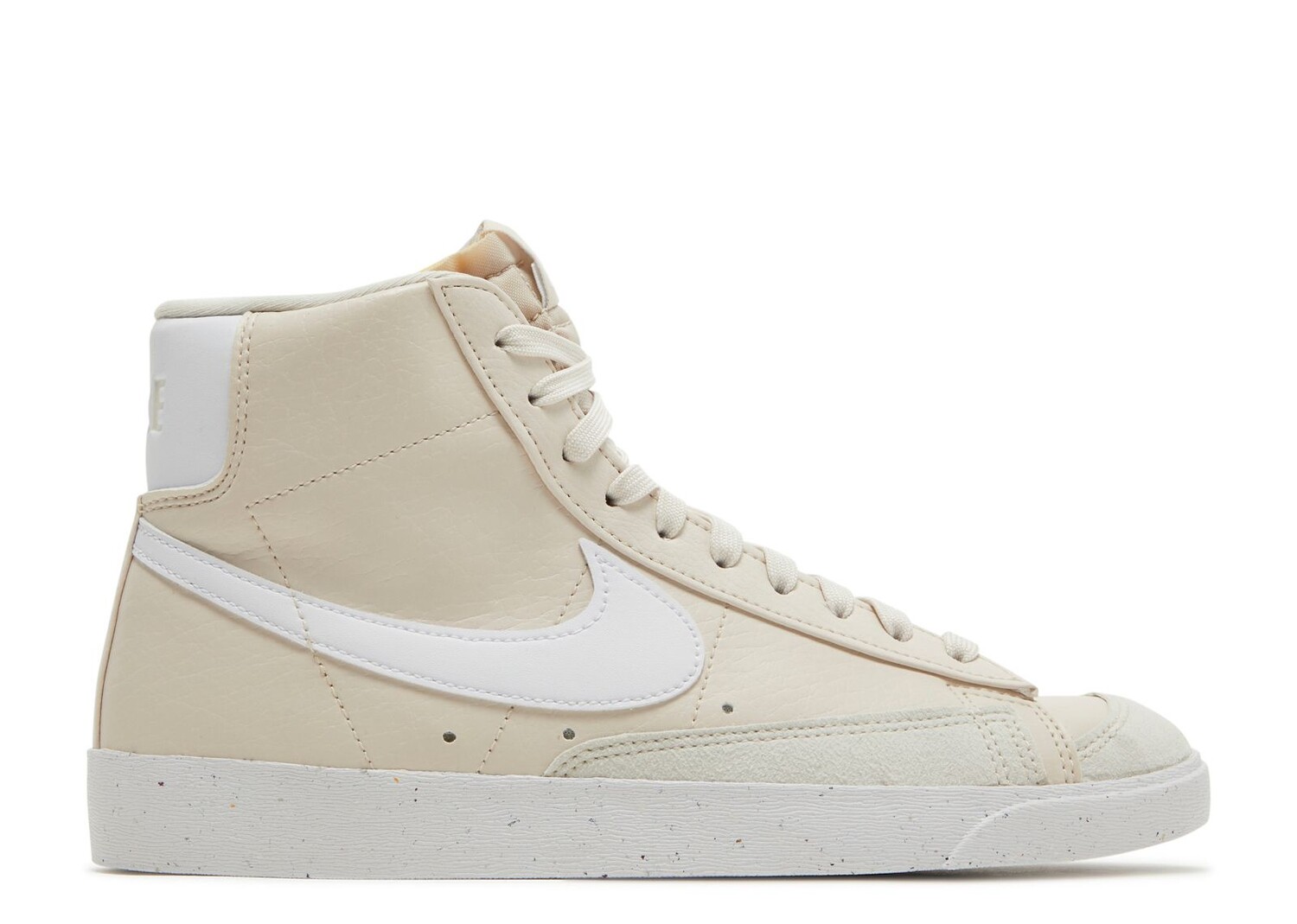 

Кроссовки Nike Wmns Blazer Mid '77 Next Nature 'Light Orewood Brown', коричневый