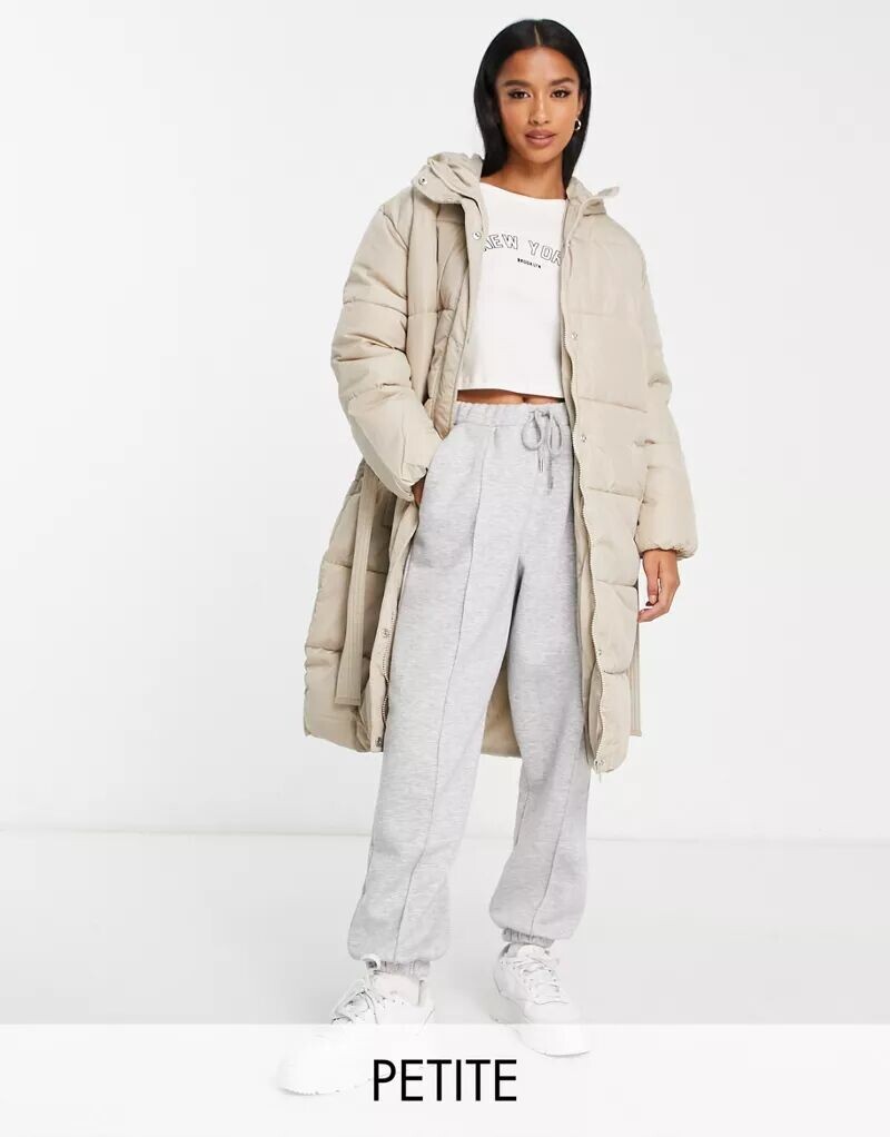 

Кремовое длинное стеганое пальто миди с поясом New Look