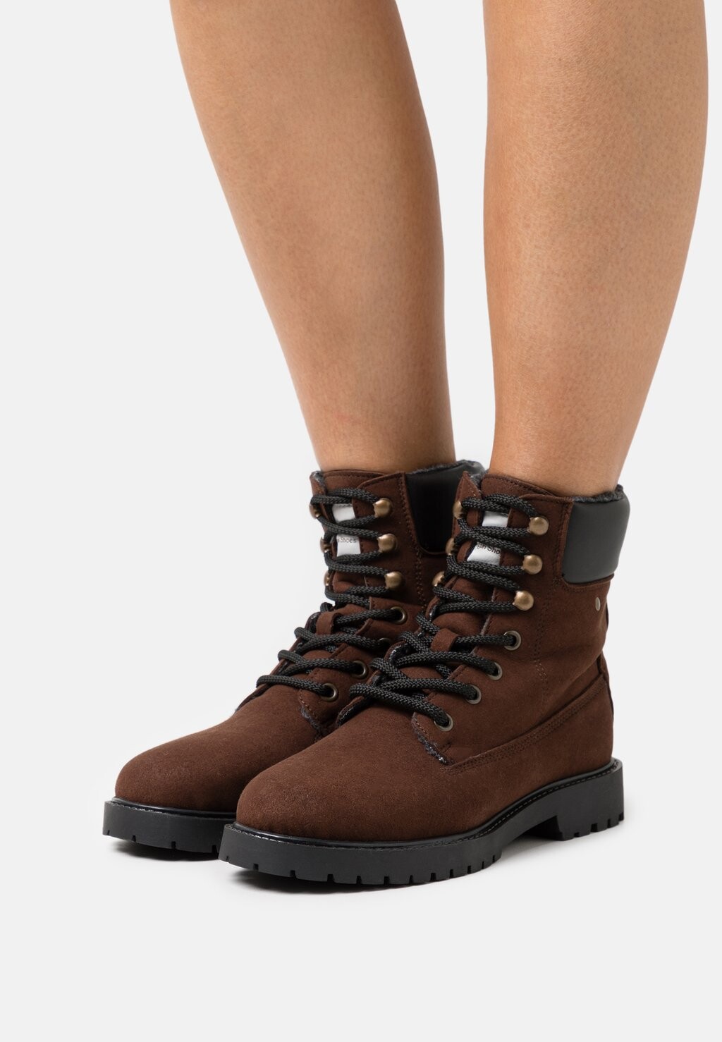 

Ботильоны на шнуровке NAE Vegan Shoes