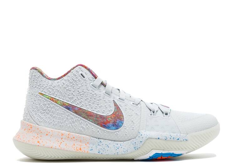 

Кроссовки Nike KYRIE 3 'EYBL', платиновый, Серый