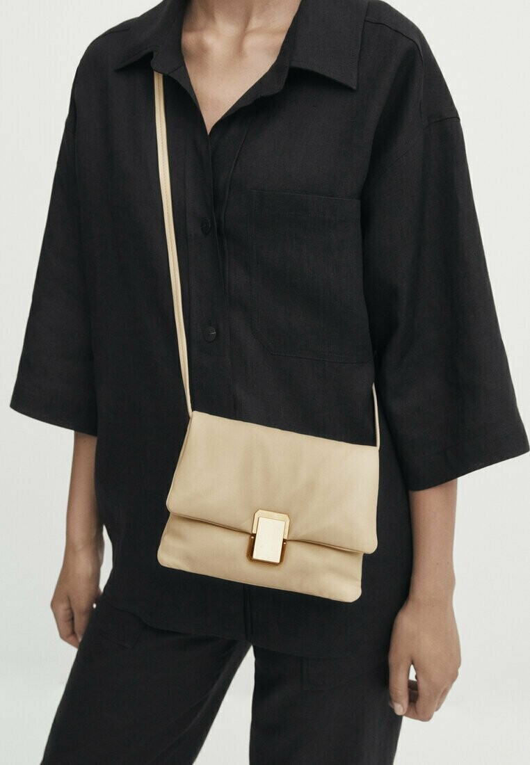 

Сумка через плечо Massimo Dutti, белый