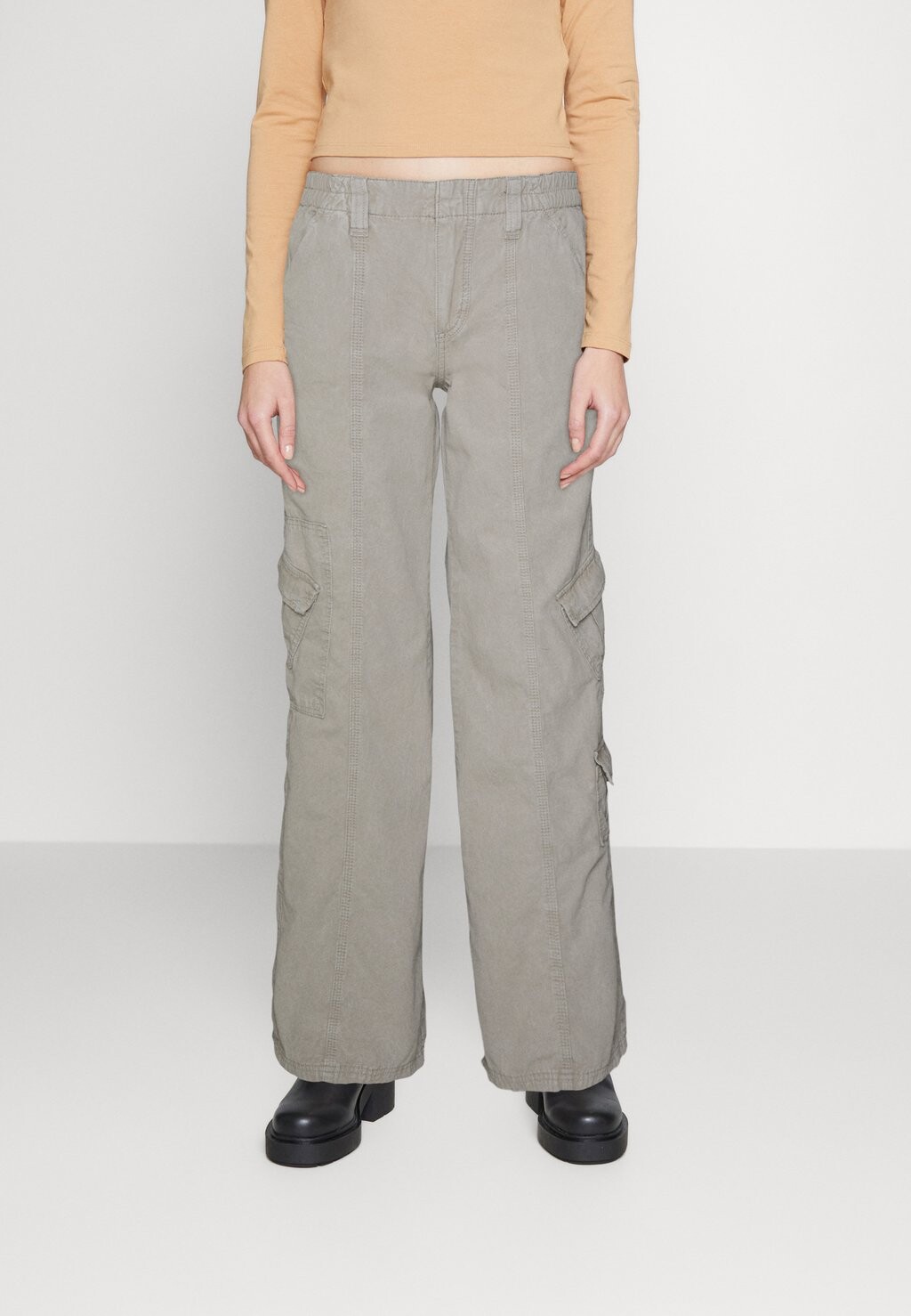 

Брюки карго BDG Urban Outfitters, Серый