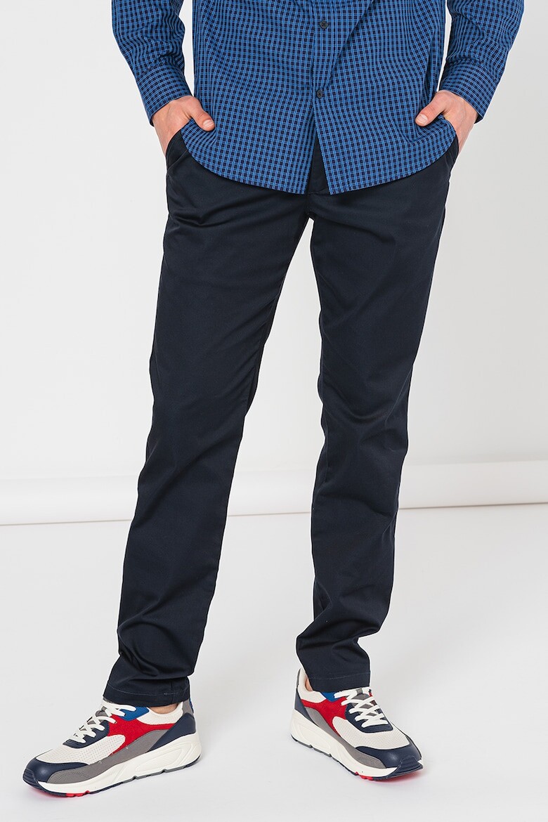 

Узкие брюки чинос Armani Exchange, синий