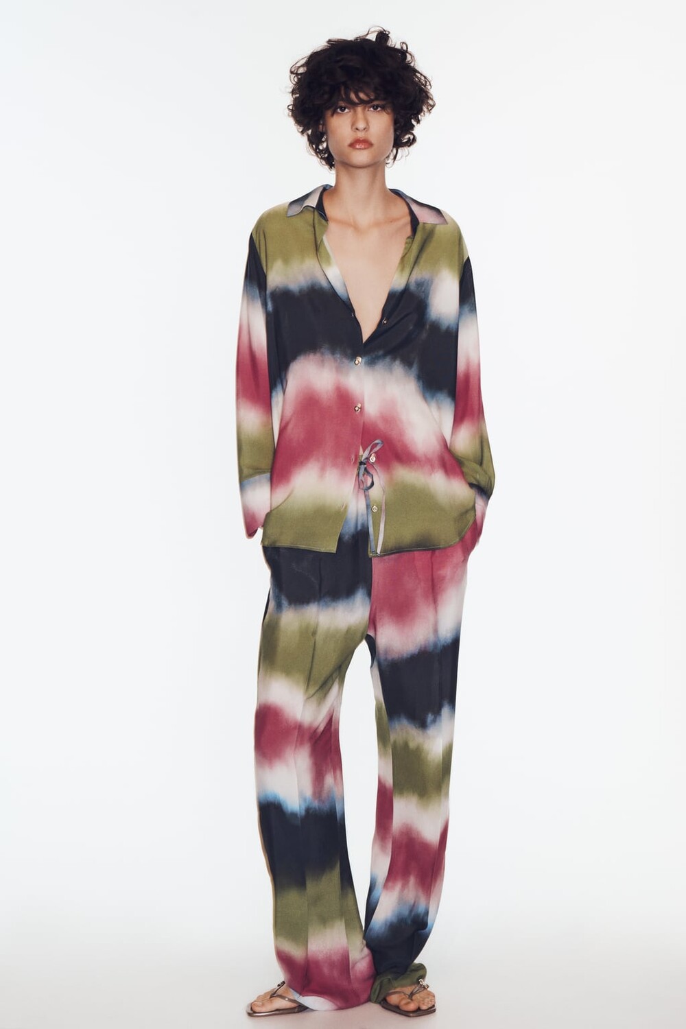 

Рубашка с принтом tie dye ZARA, разноцветный