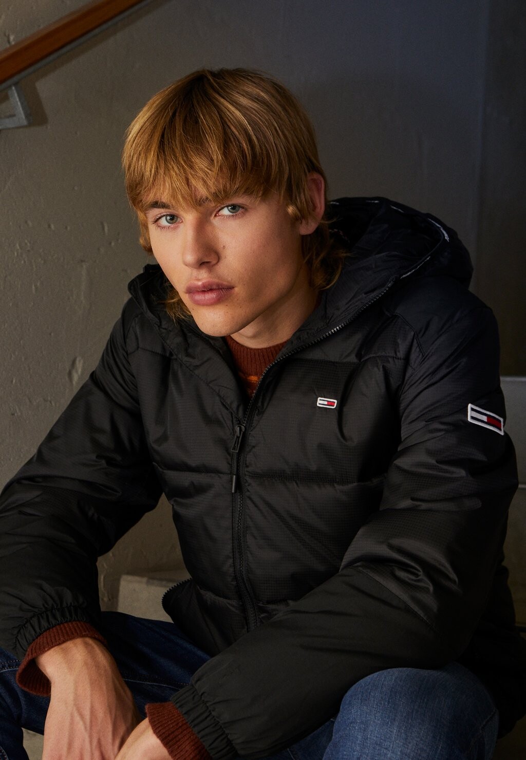 

Зимняя куртка Tommy Jeans
