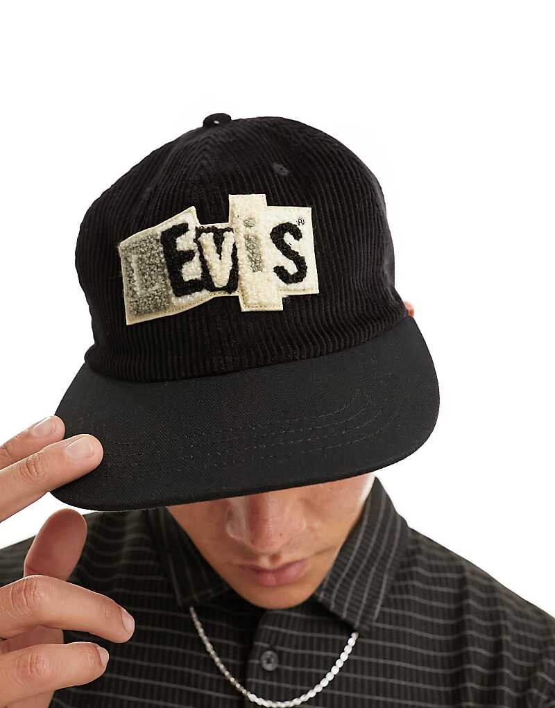 

Черная кепка Levi's с логотипом