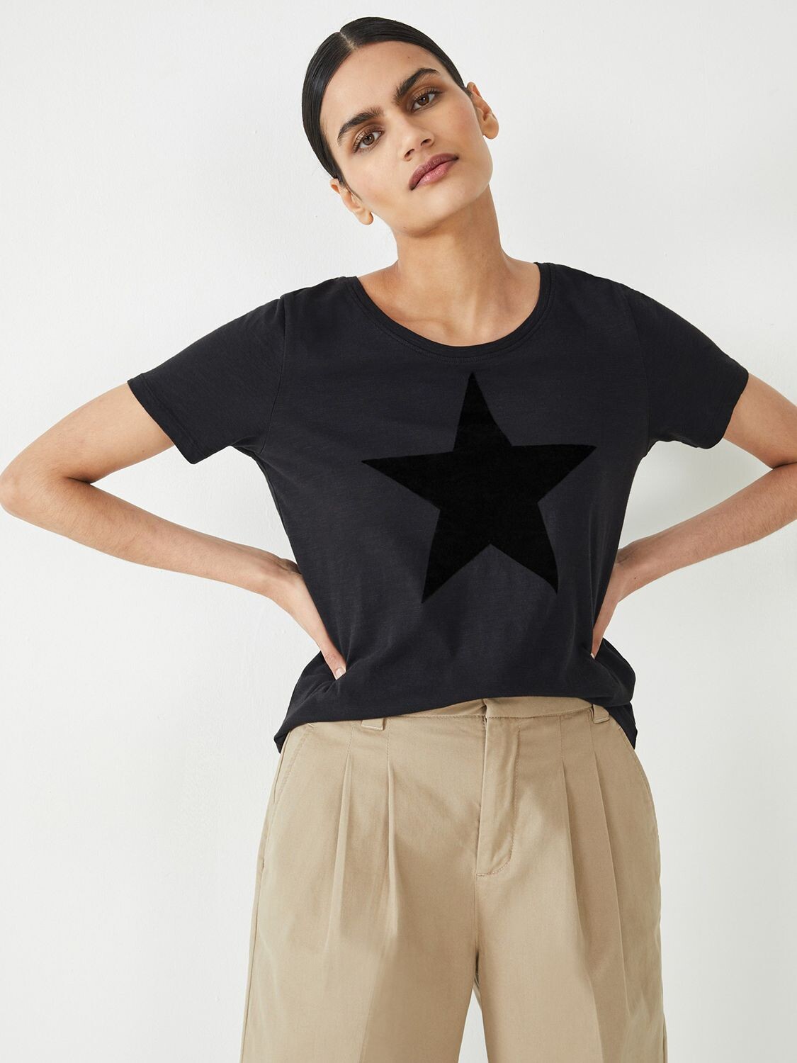 

Футболка с круглым вырезом Hush Flock Star, черная, Черный