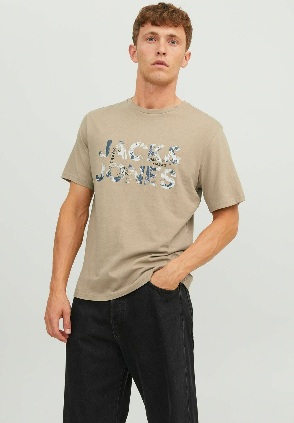 

Футболка с принтом Jack & Jones, песочный, Бежевый